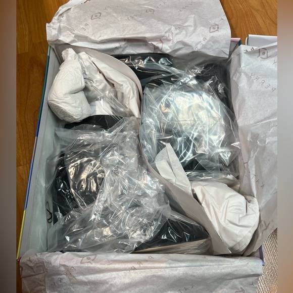 New in Box Katy Perry The Mayari *Suede Ankle Boot (Size 7.5) Black - Picture 12 of 13